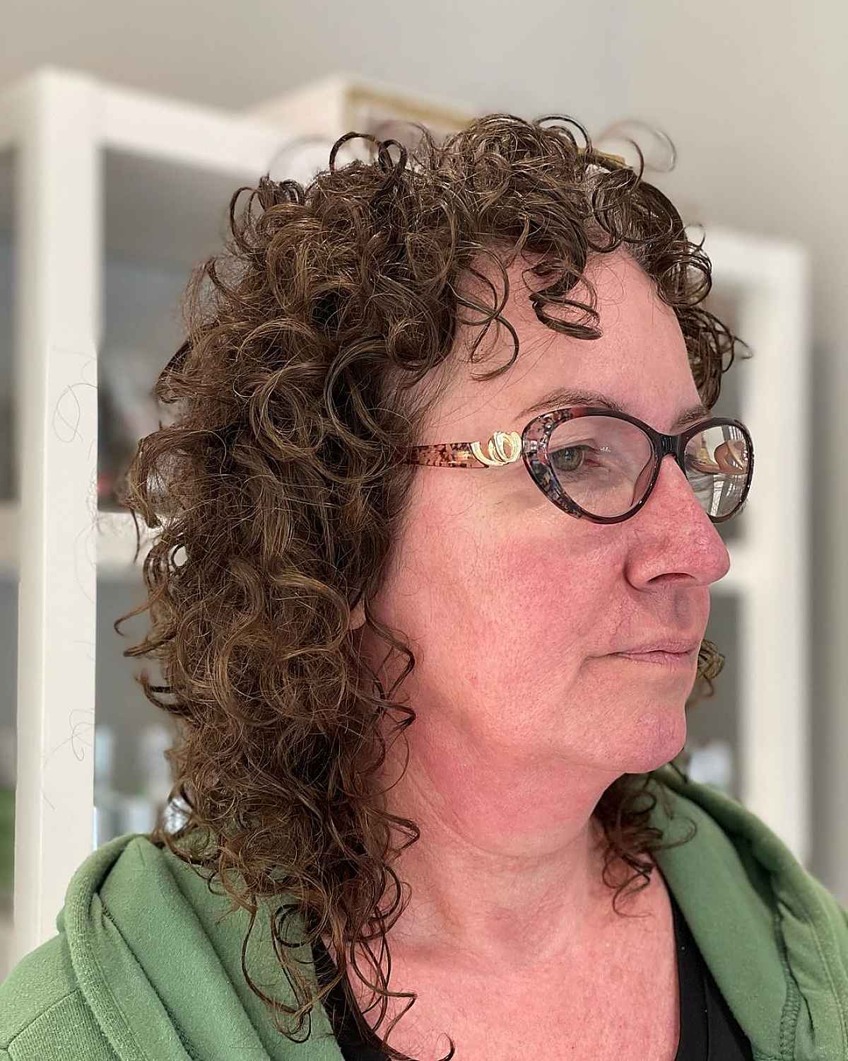 28 Stunning Curly Shag Haircuts for Trendy, Curly-Haired Girls