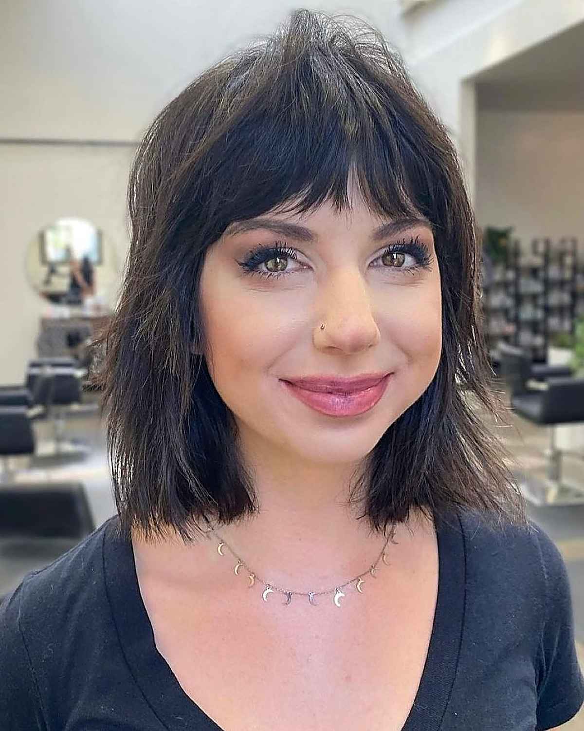26 Best Ways to Wear Curtain Bangs for a Round Face