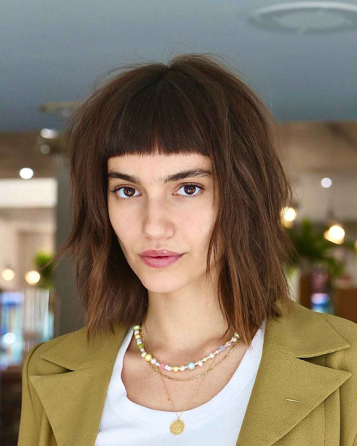 26 Flattering Haircuts for Big Foreheads to Appear Smaller
