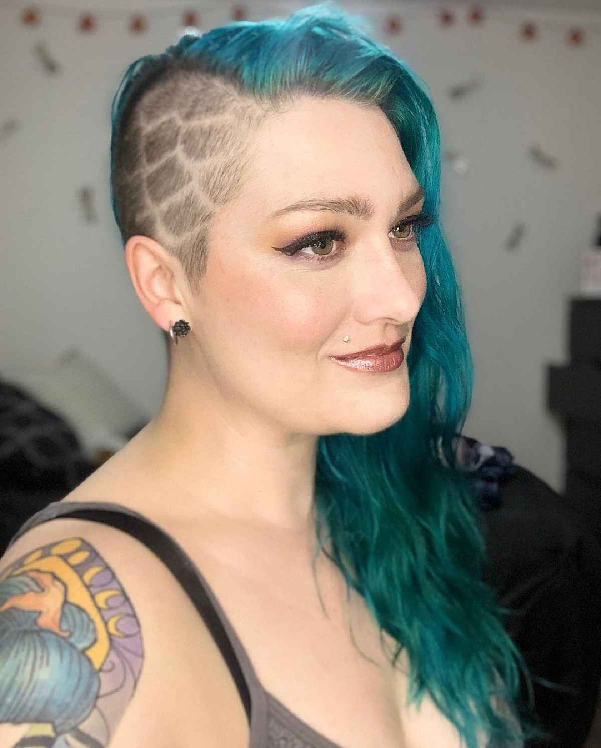 26 Flattering and Trendy Medium-Length Haircuts for Women Over 40
