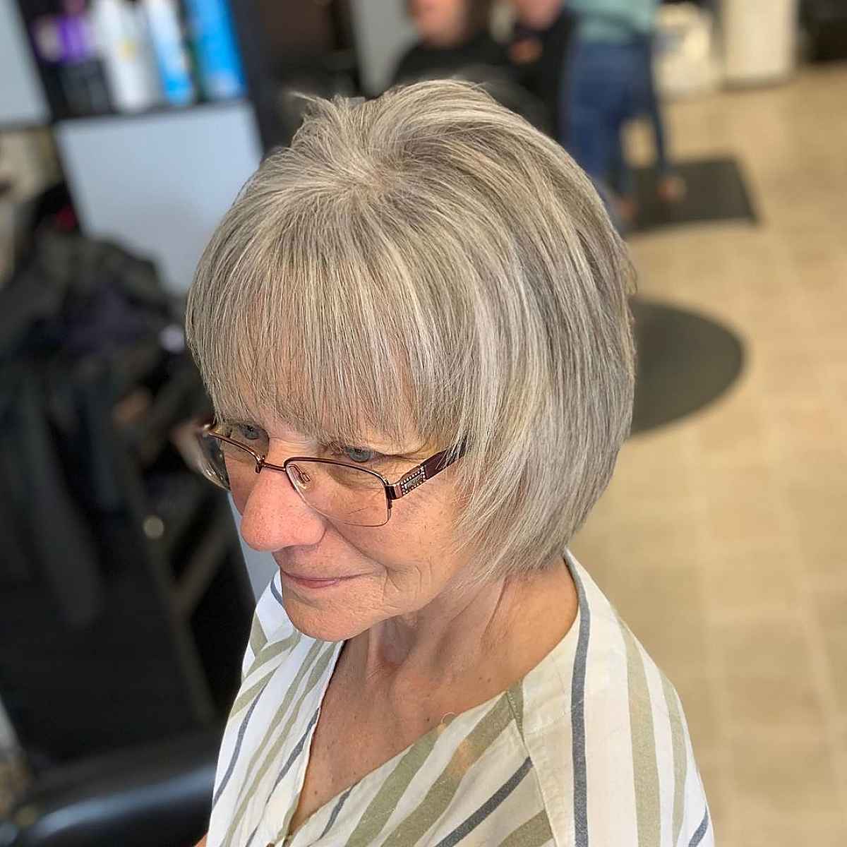 26 Youthful &amp; Stylish Short Haircuts for Women in Their 70s