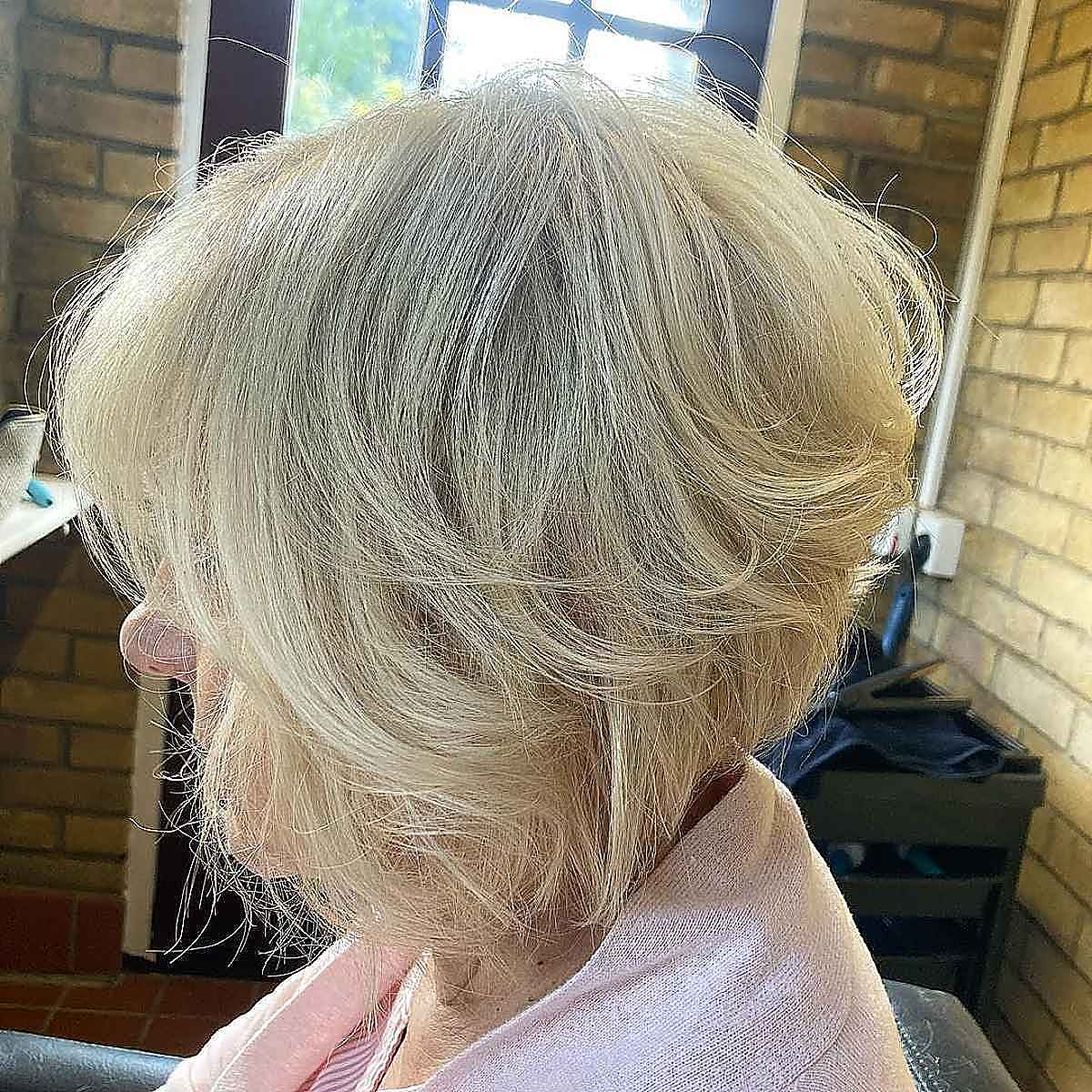 26 Lovely Layered Bob Haircuts for Ladies In Their 60s That Are Easy To Style