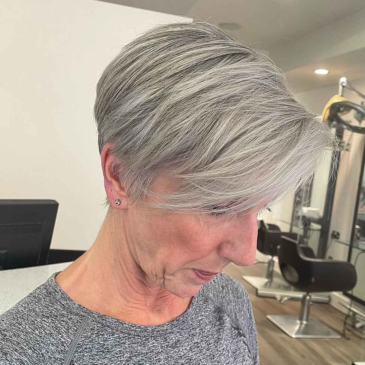 25 Best Short Hair with Side Bangs Women Are Getting Right Now