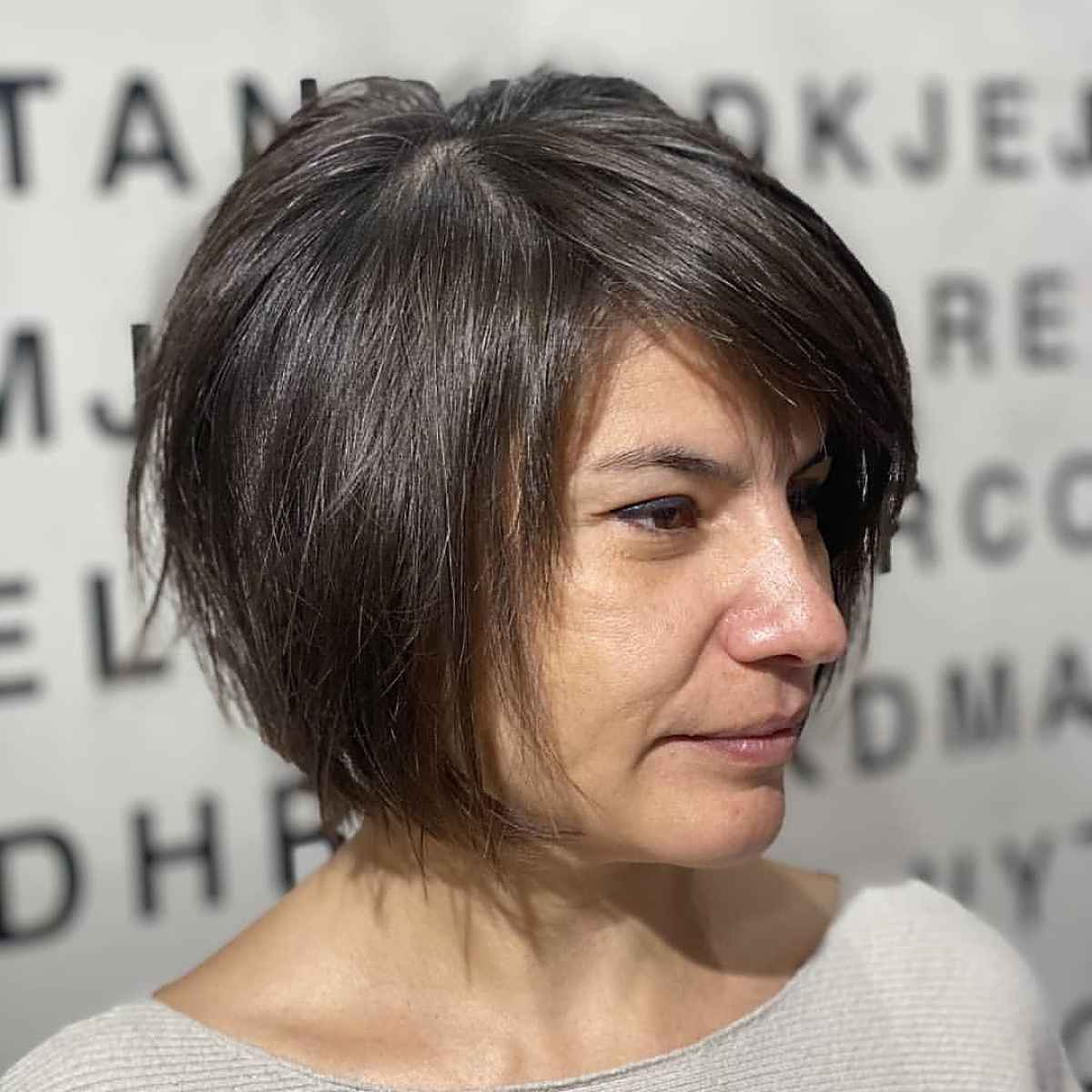15 Cutest Chin-Length Layered Bobs for a Fresh, Short Look