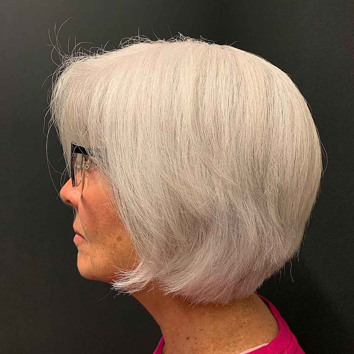 26 Lovely Layered Bob Haircuts for Ladies In Their 60s That Are Easy To Style