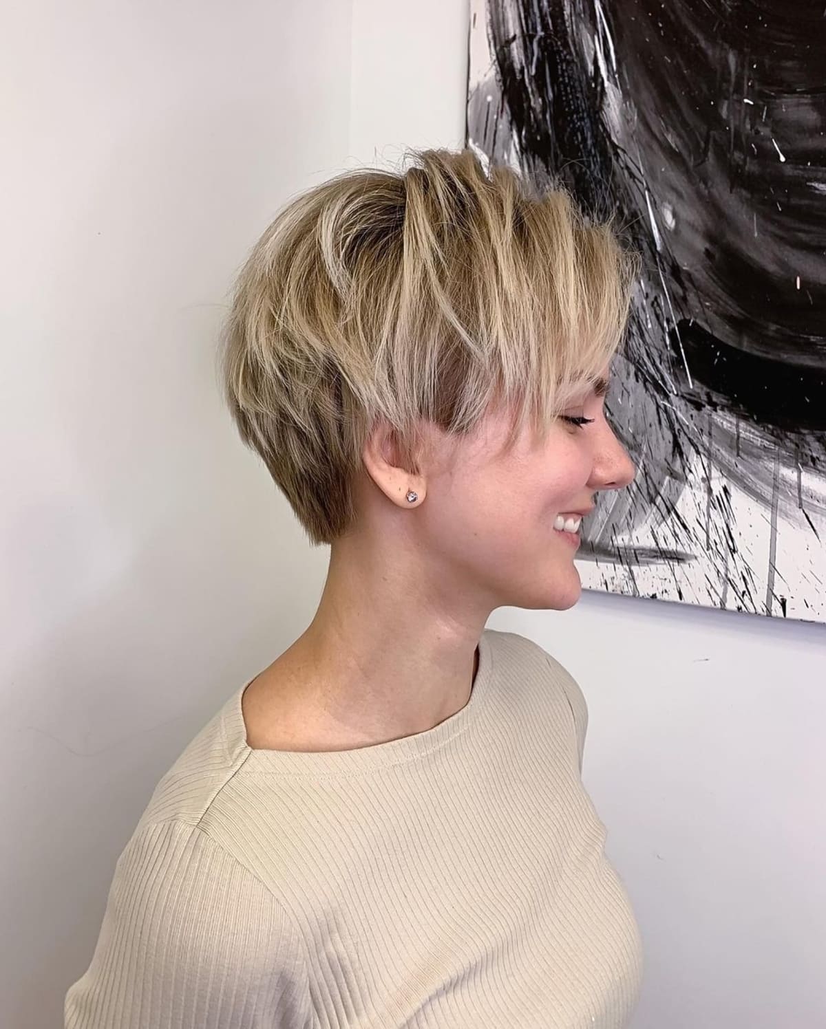 25 Feminine Pixie Cut Ideas for a Sweet New Look