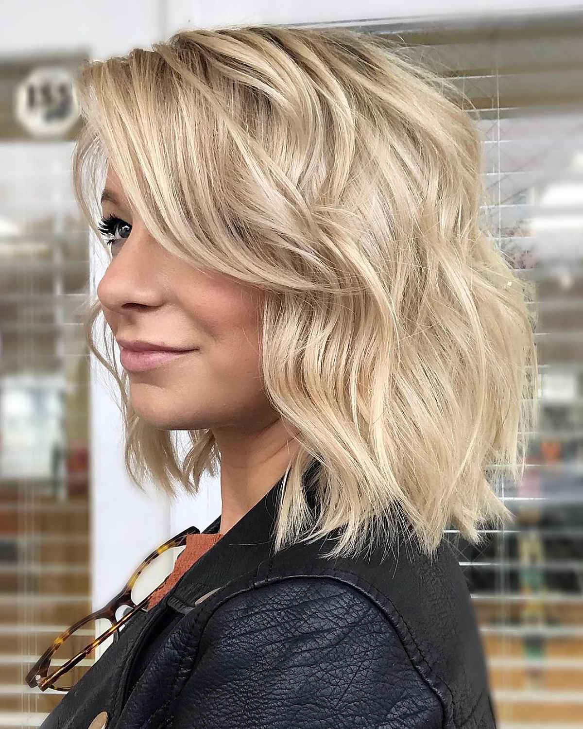 25 Best Short Hair with Side Bangs Women Are Getting Right Now