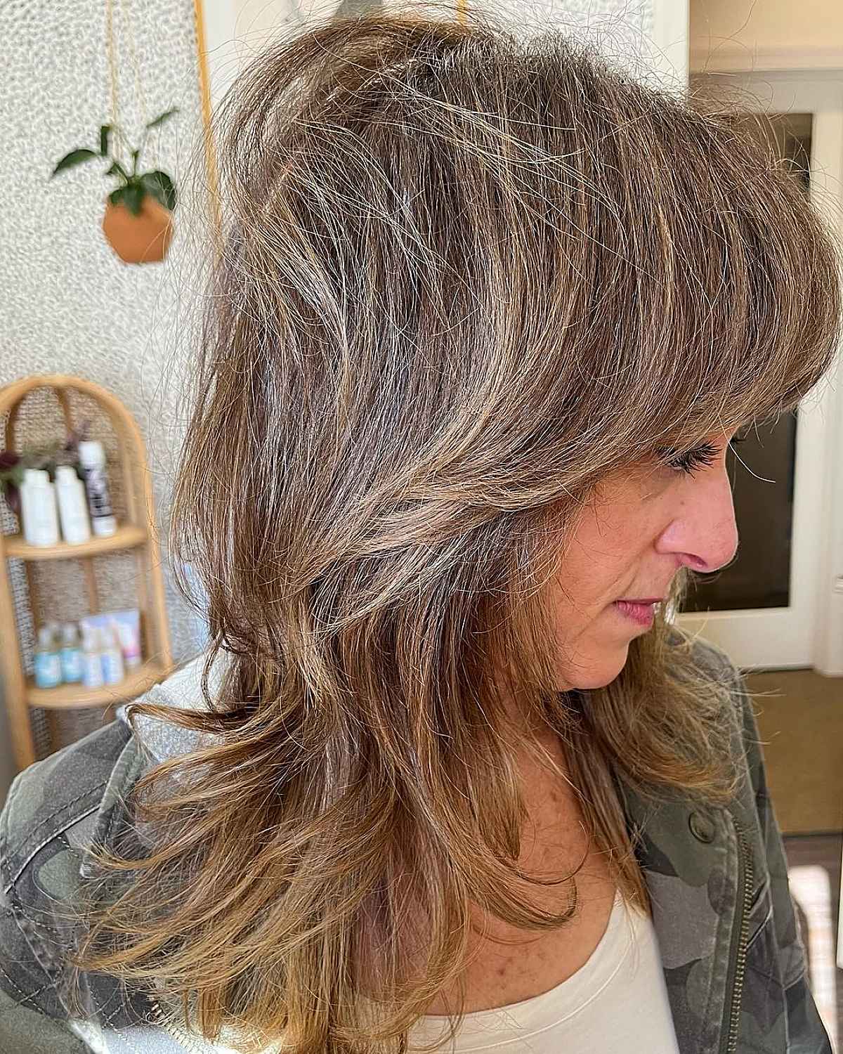 23 Best Ways to Get Long Layers with Medium-Length Hair