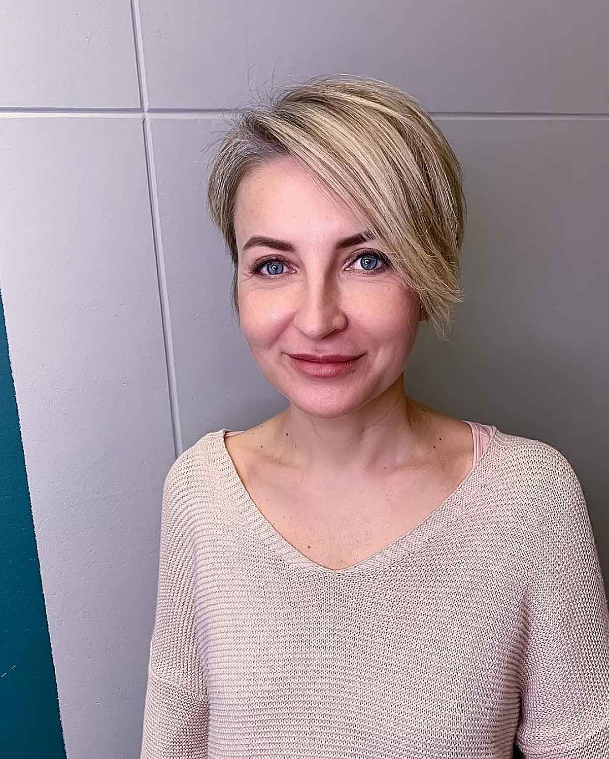 26 Stylish Long Pixie Bob Haircuts for a Unique Length and Style