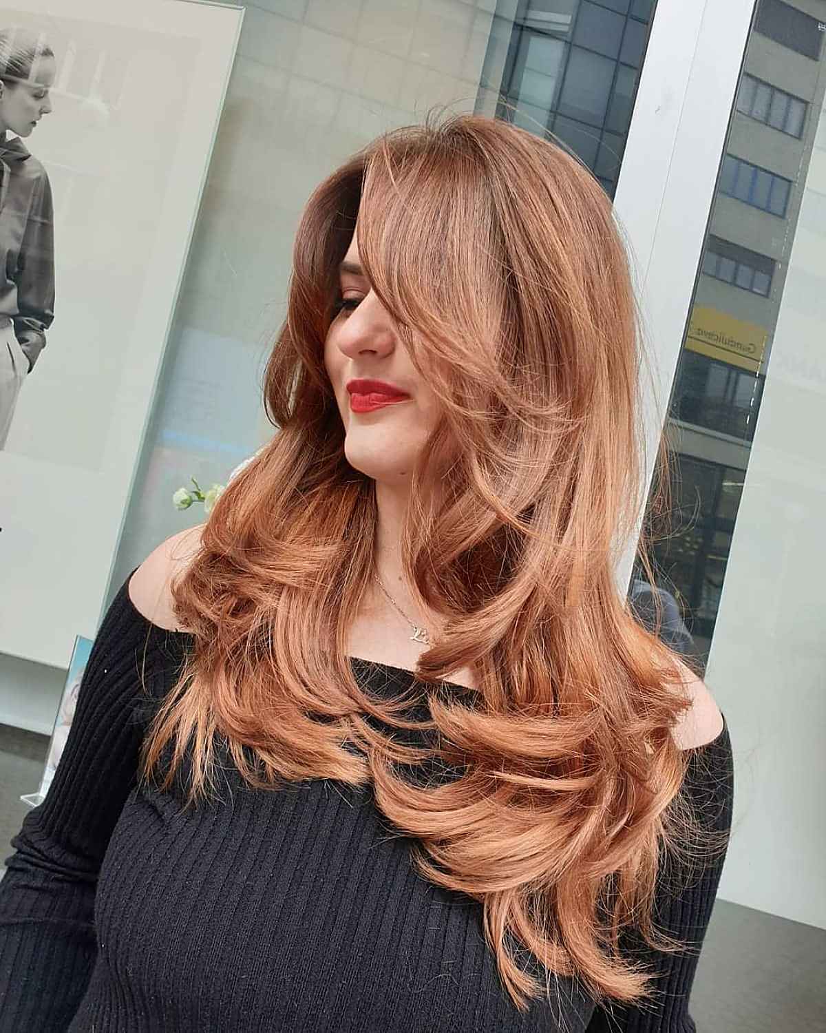 15 Slimming Long Layered Haircuts for Women with Full Faces
