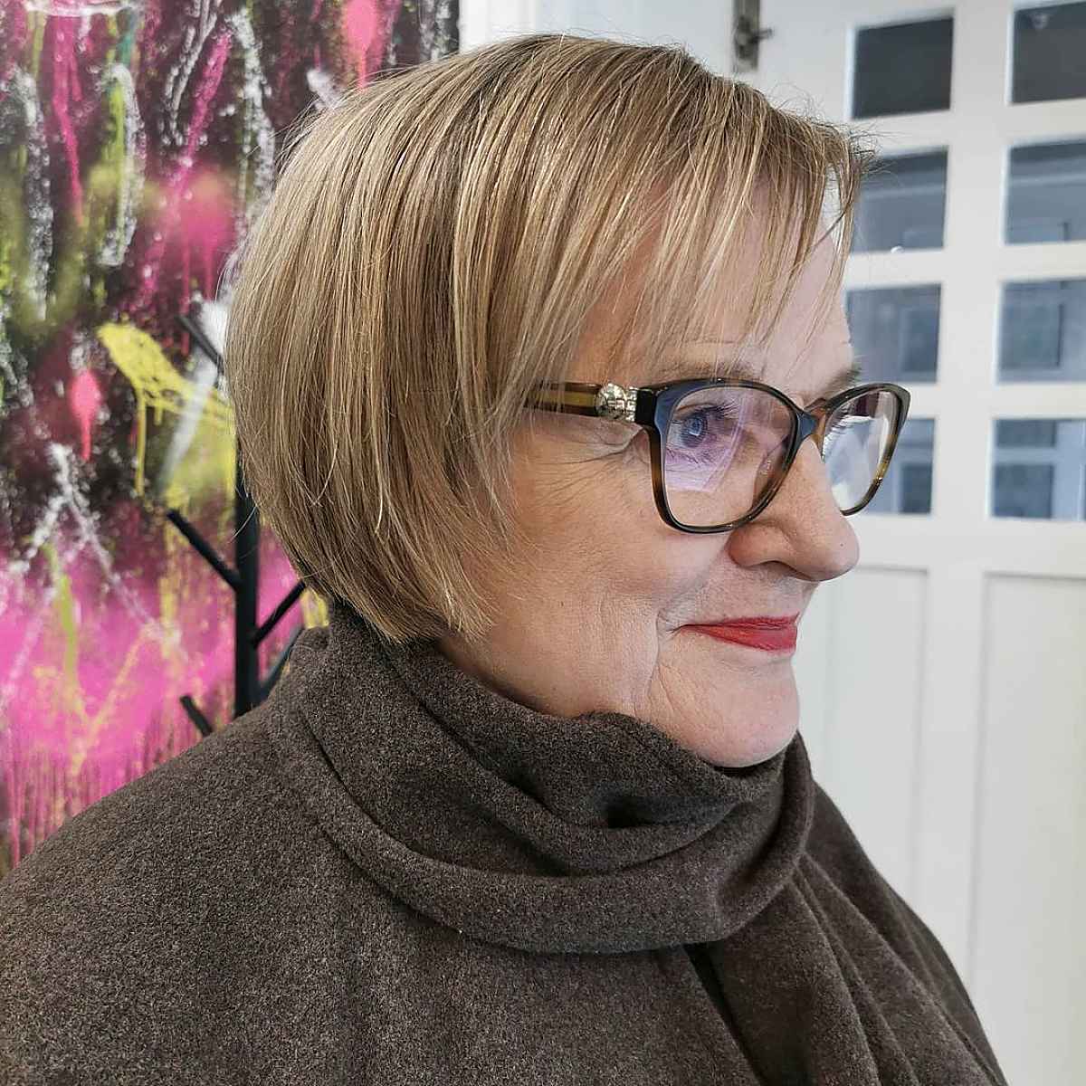 26 Flattering Hairstyles for Women Over 60 with Glasses