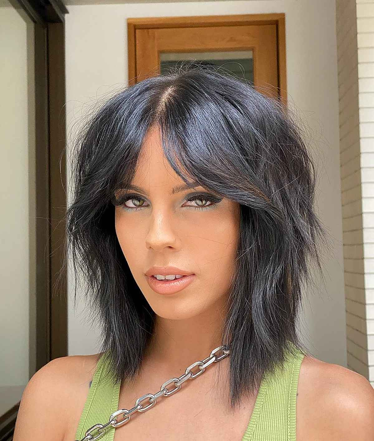 26 Most Requested Shoulder-Length Choppy Haircuts for a Trendy Look