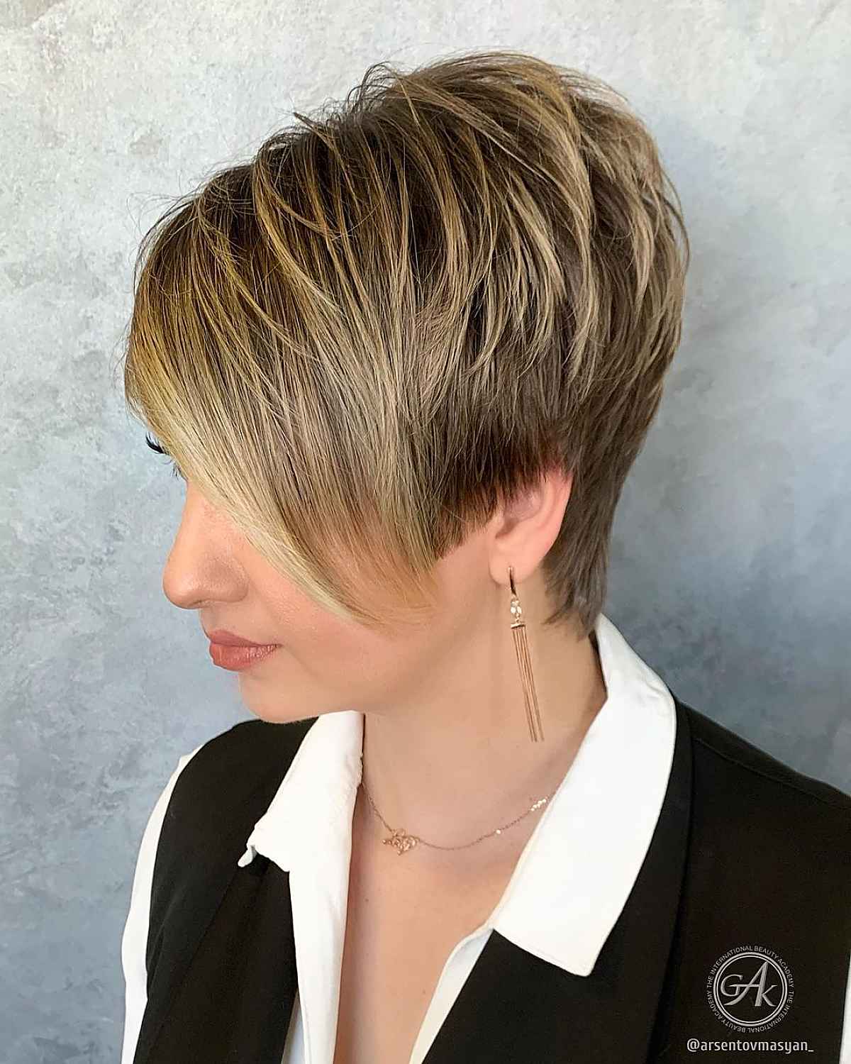 21 Types of Choppy Pixie Cuts Women Are Asking for This Year
