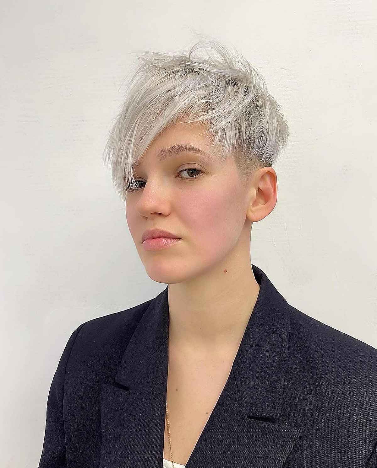 21 Types of Choppy Pixie Cuts Women Are Asking for This Year