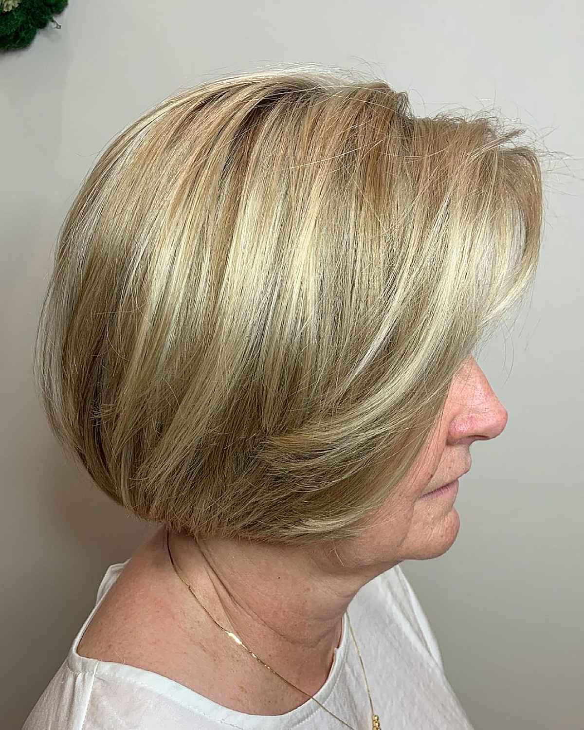 25 Trendiest Short Bob Haircuts for Ladies Over 60 Who Want a Youthful Style