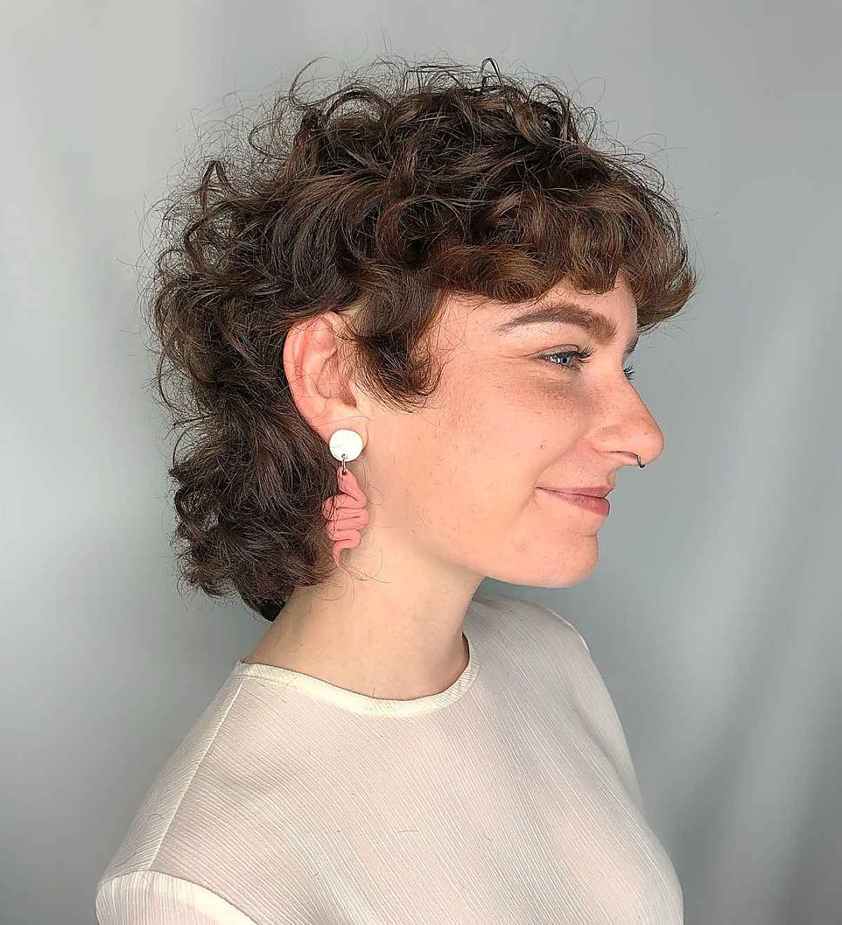 26 Modern Mullet Hairstyles for Girls with Curly Hair