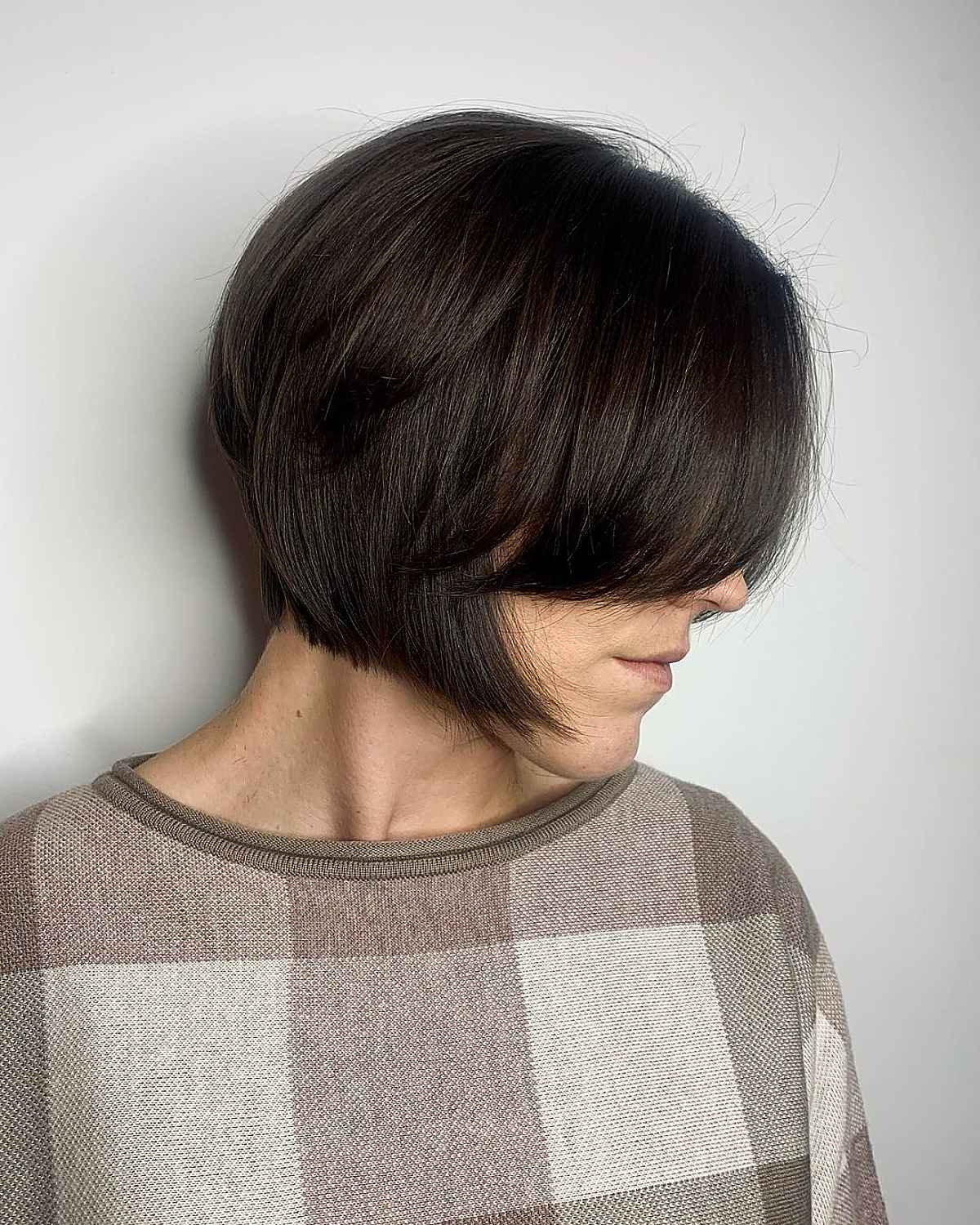 15 Cutest Chin-Length Layered Bobs for a Fresh, Short Look