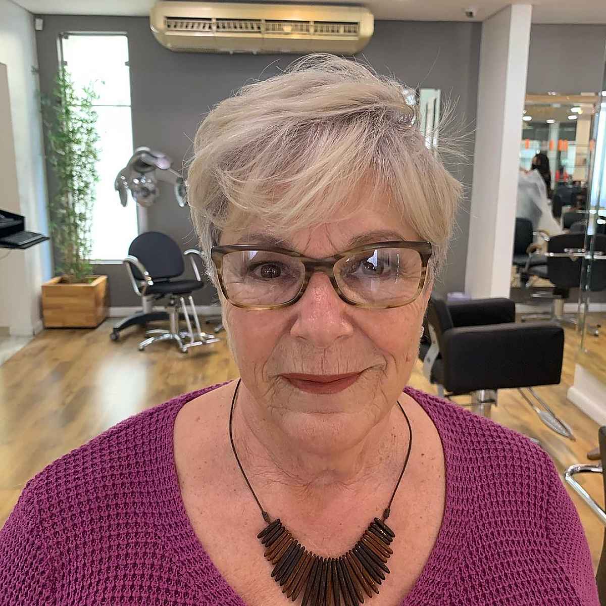 26 Stylish Wash-and-Wear Haircuts for Women Over 60 Short On Time