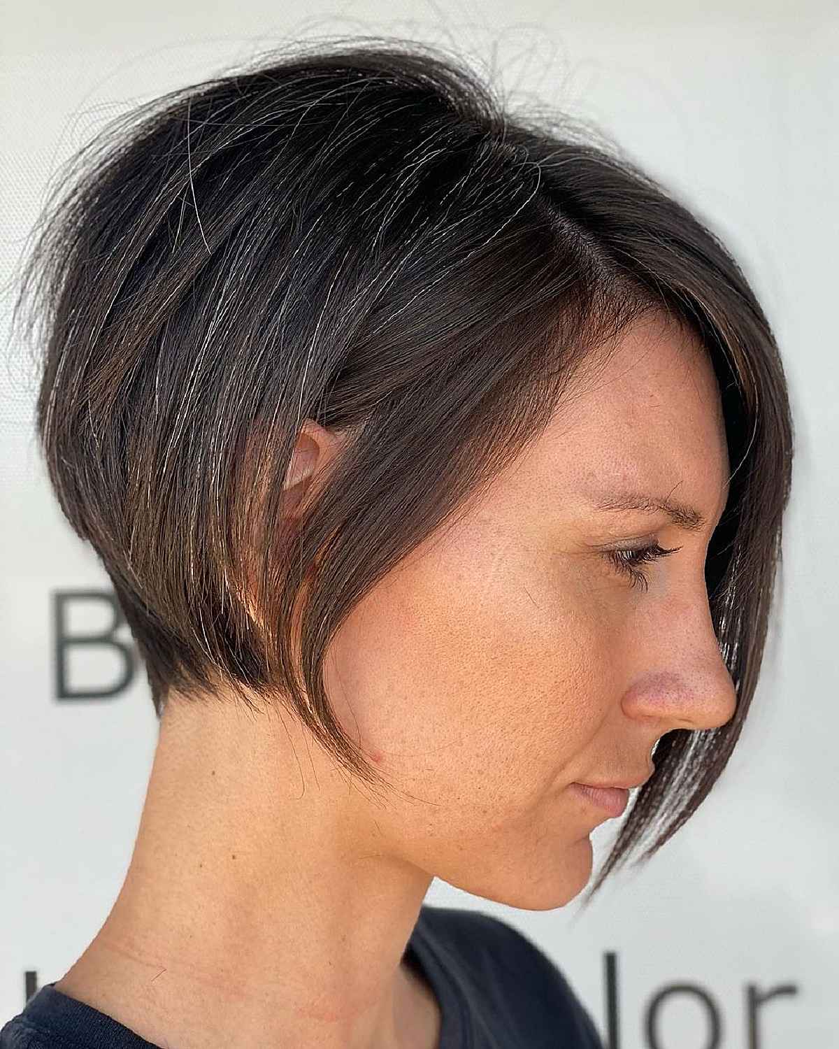 15 Short, Stacked Pixie Bob Haircuts for a Cute and Sassy Look