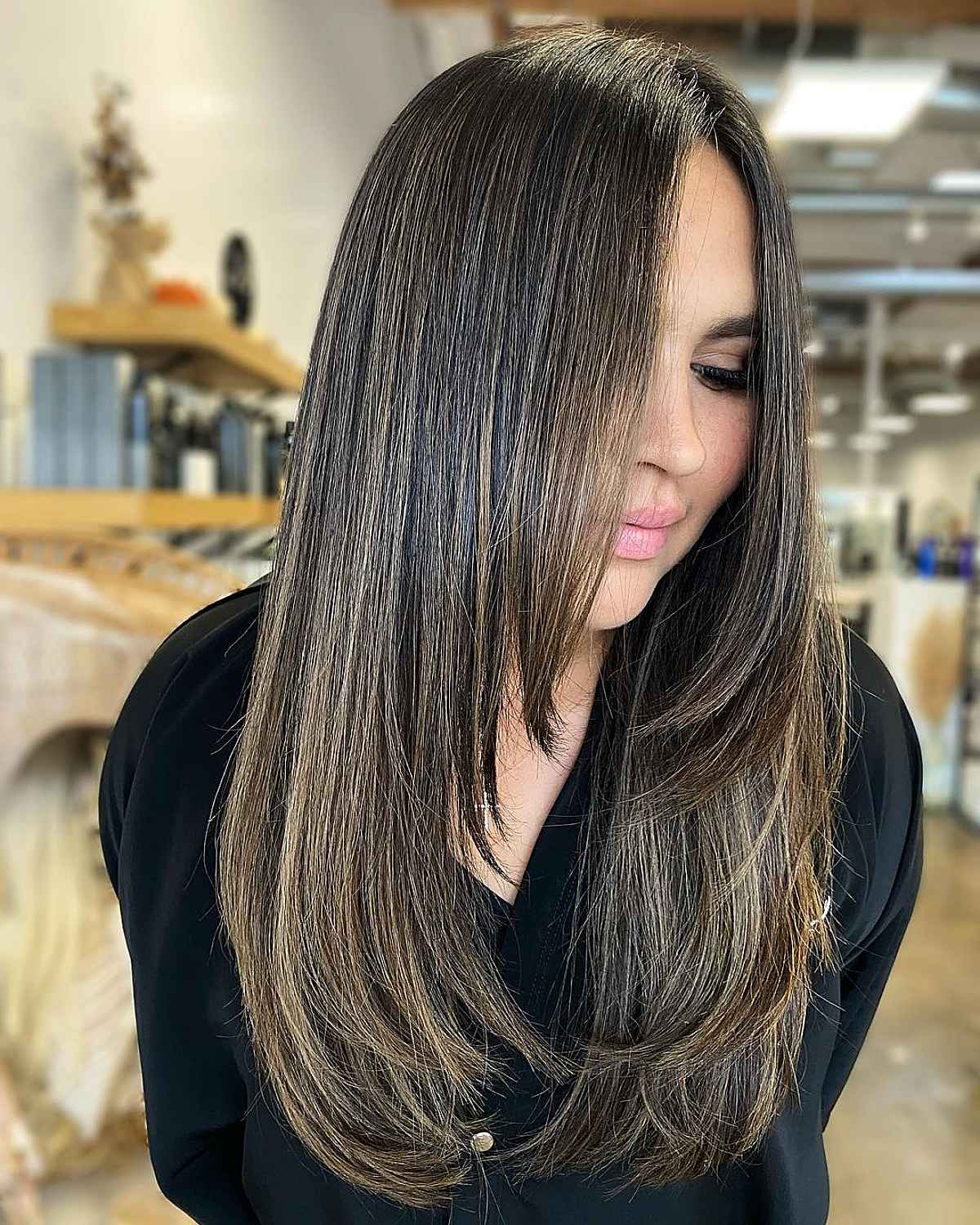 19 Stunning Haircuts with Long Layers for Straight Hair