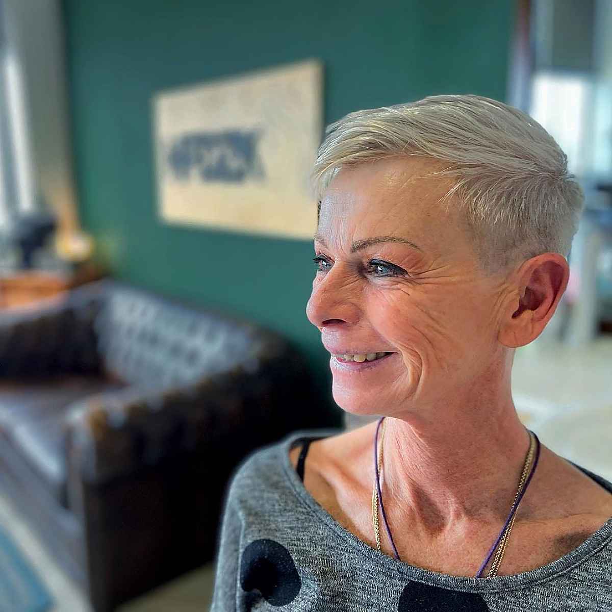 15 Perfect Pixie Haircuts for Women Over 70 to Pull Off