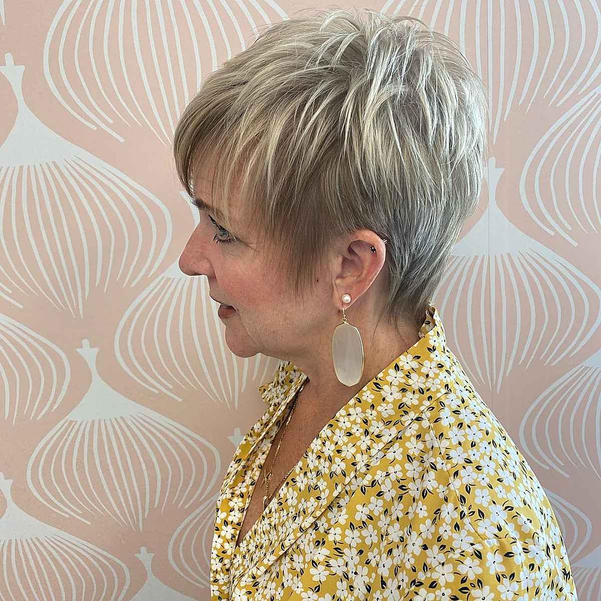 26 Best Layered Pixie Cut Ideas for a Short Crop with Movement