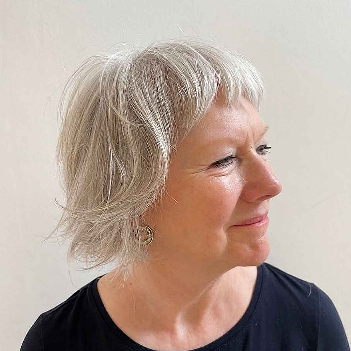 26 Lovely Layered Bob Haircuts for Ladies In Their 60s That Are Easy To Style
