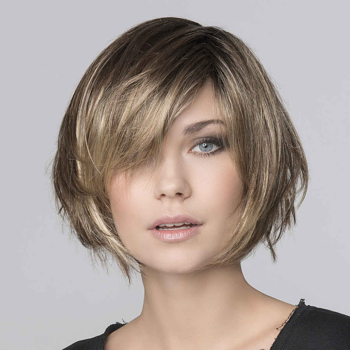 25 Best Short Hair with Side Bangs Women Are Getting Right Now
