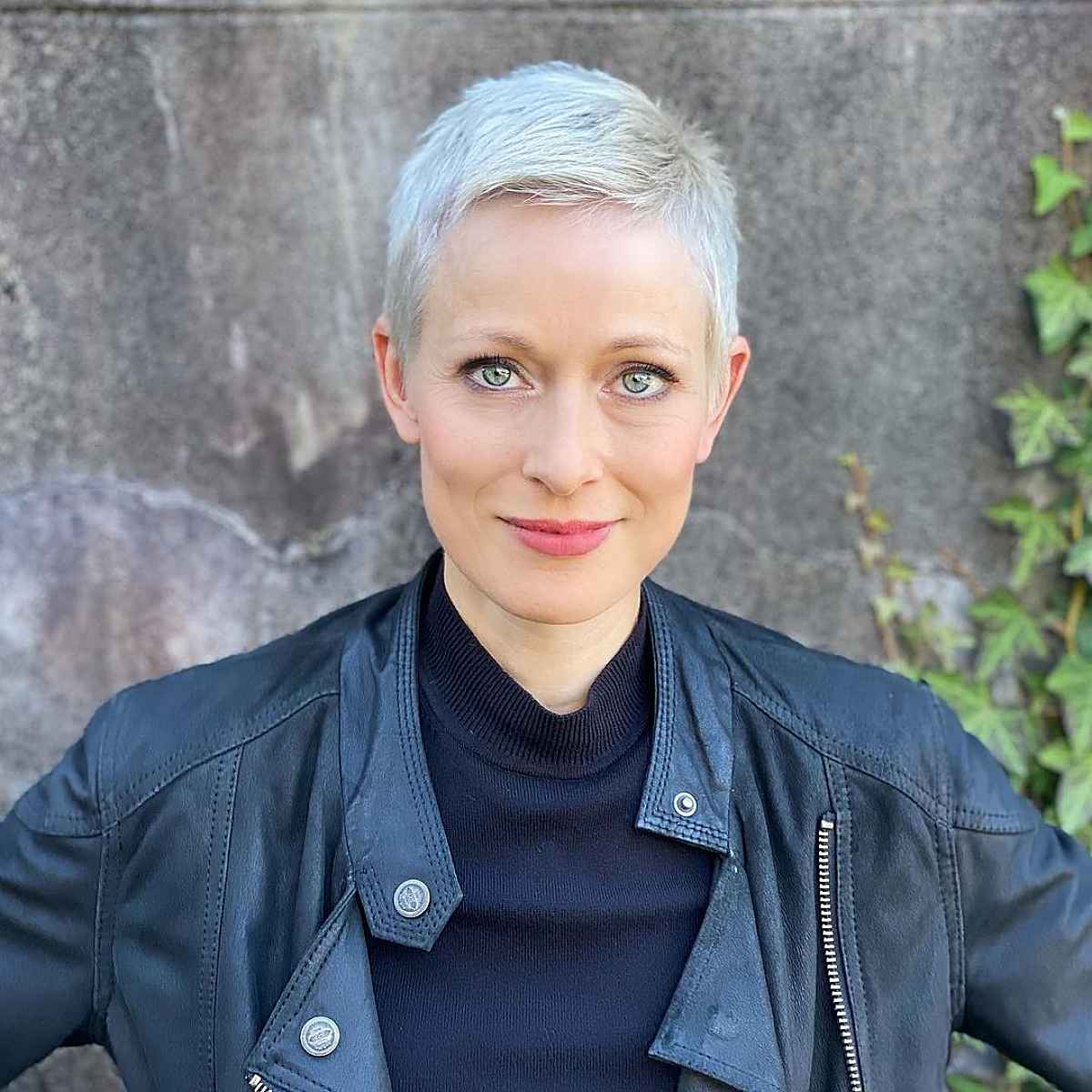 15 Best Pixie Cuts for Fine Hair to Look Fuller