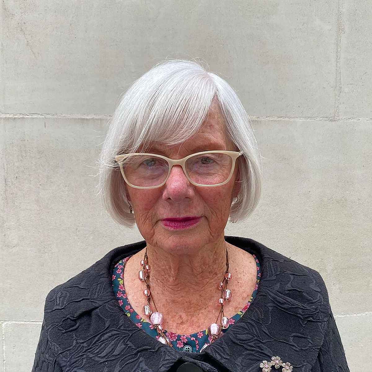 15 Edgy Hairstyles for Women Over 70 with Sass
