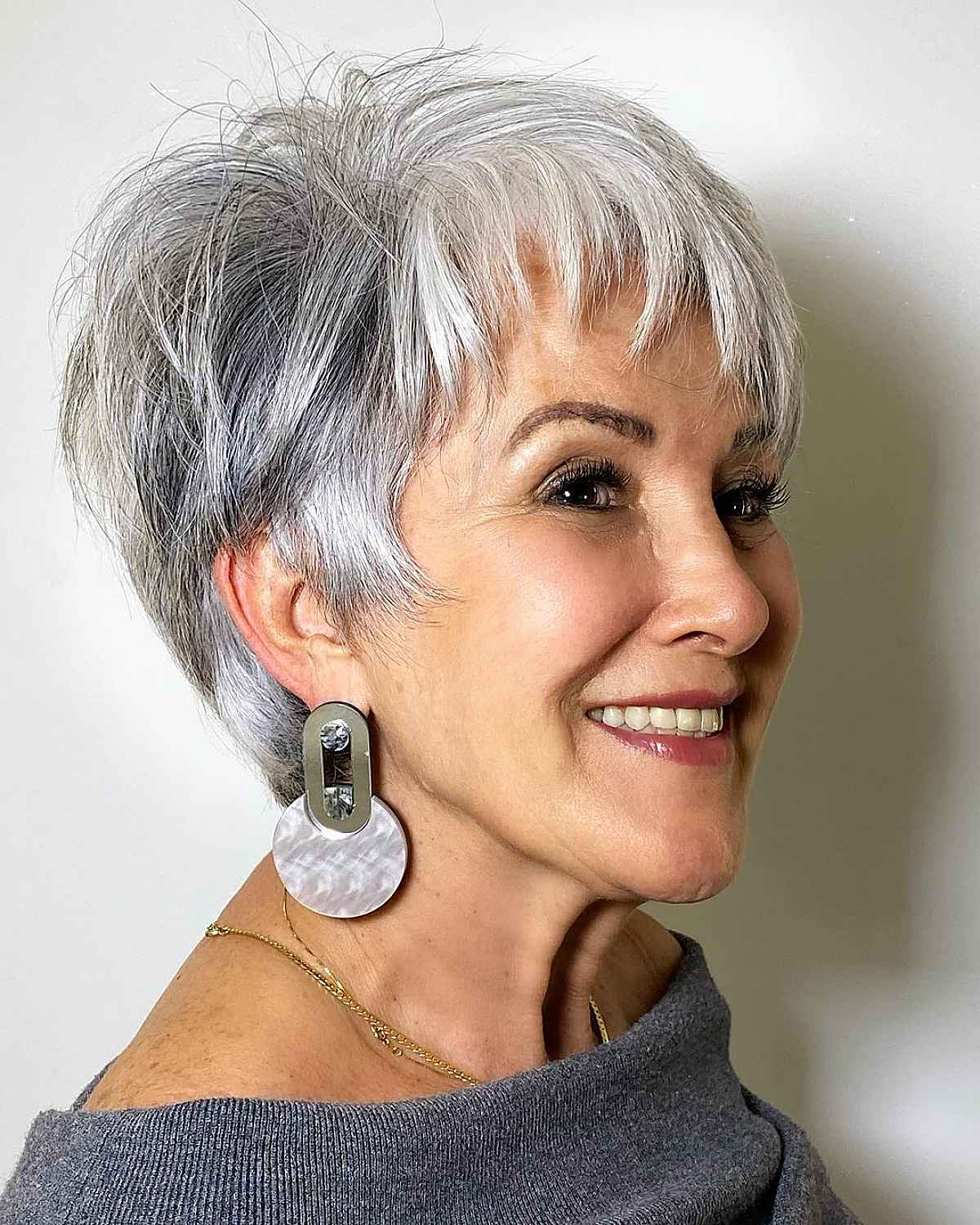 15 Perfect Pixie Haircuts for Women Over 70 to Pull Off