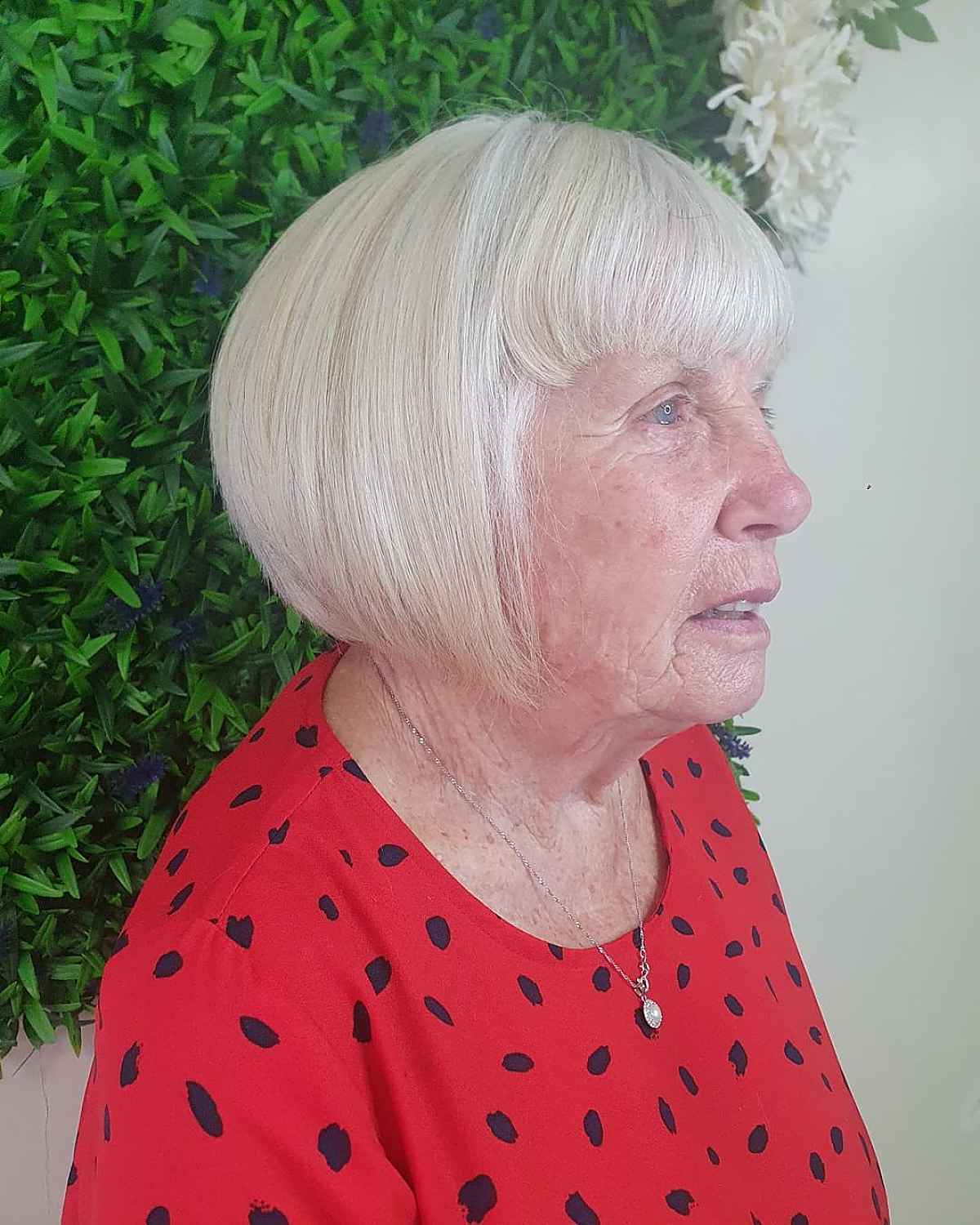 15 Angled Bobs for Women Over 60 Who Want a Chic Look