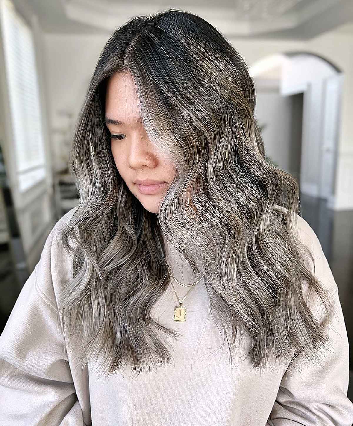 25 Ways to Get Face-Framing Layers on Long Hair