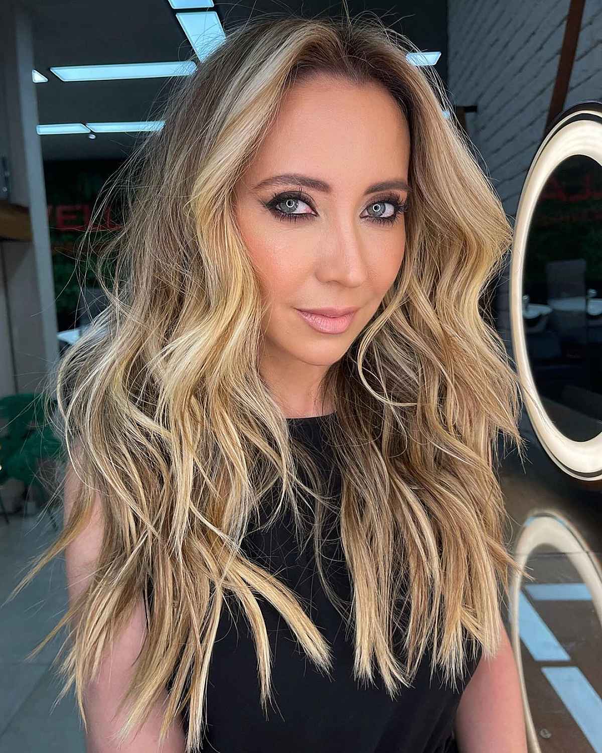 25 Ways to Get Face-Framing Layers on Long Hair