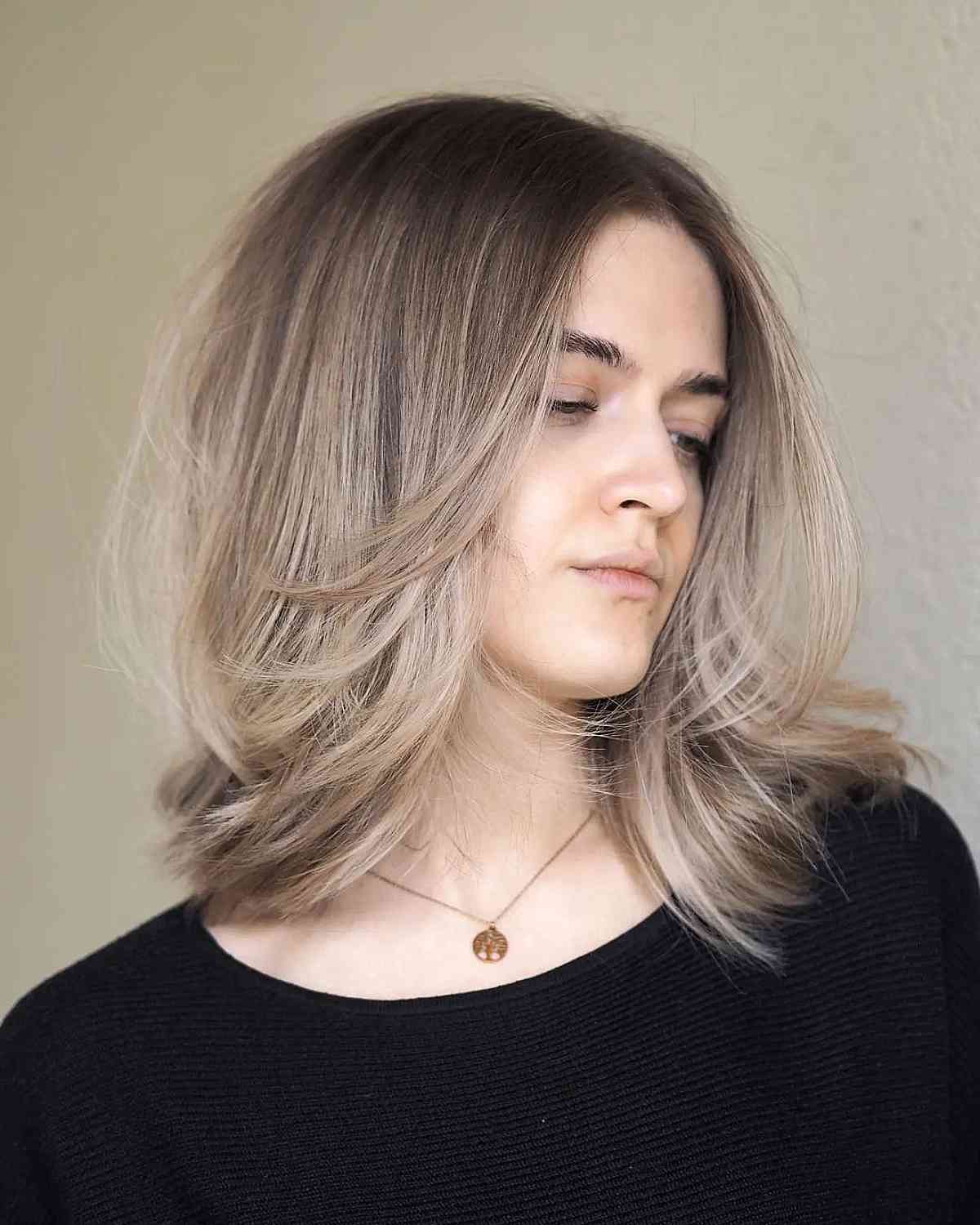 40 Stunning Face-Framing Layers For Ladies With Medium Hair