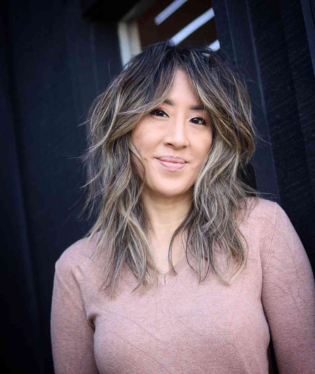 40 Stunning Face-Framing Layers For Ladies With Medium Hair