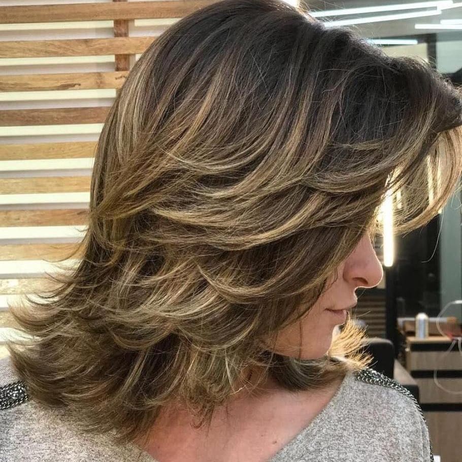 31 Modern Feather Cut Hair Ideas Women Are Getting