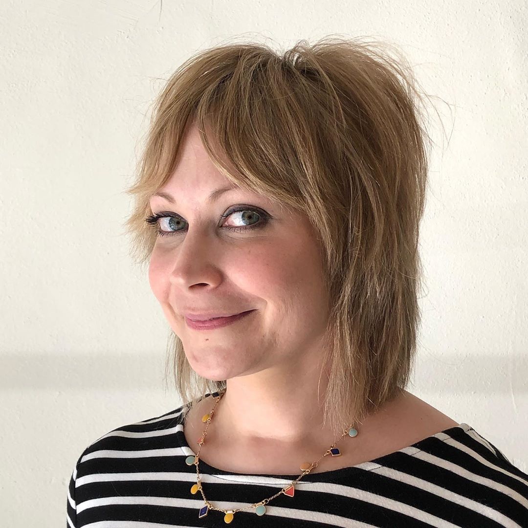 31 Modern Feather Cut Hair Ideas Women Are Getting