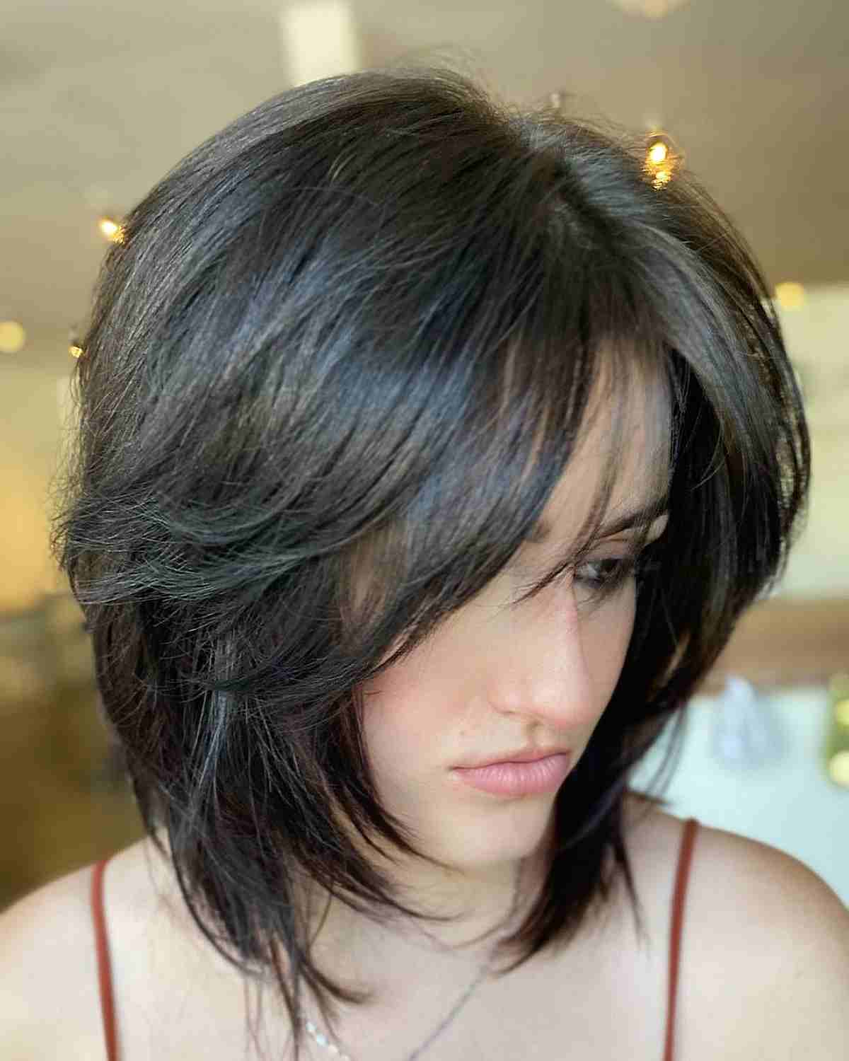 73 Fantastic Short to Medium Layered Haircuts for That In-Between Length