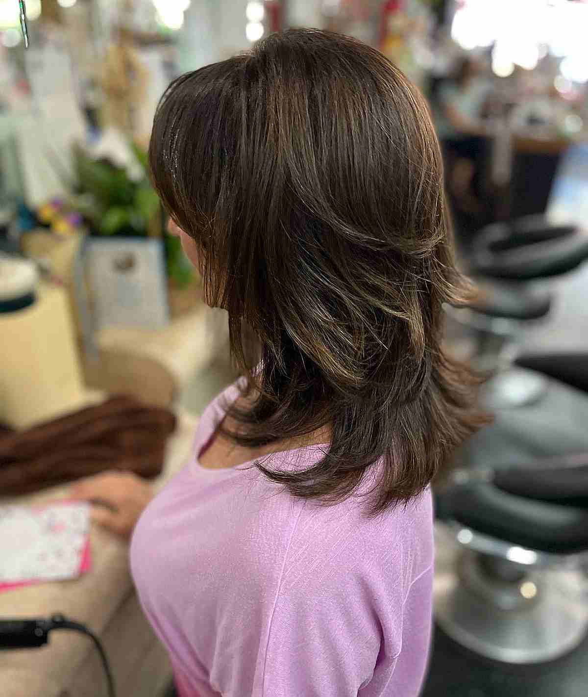 73 Fantastic Short to Medium Layered Haircuts for That In-Between Length