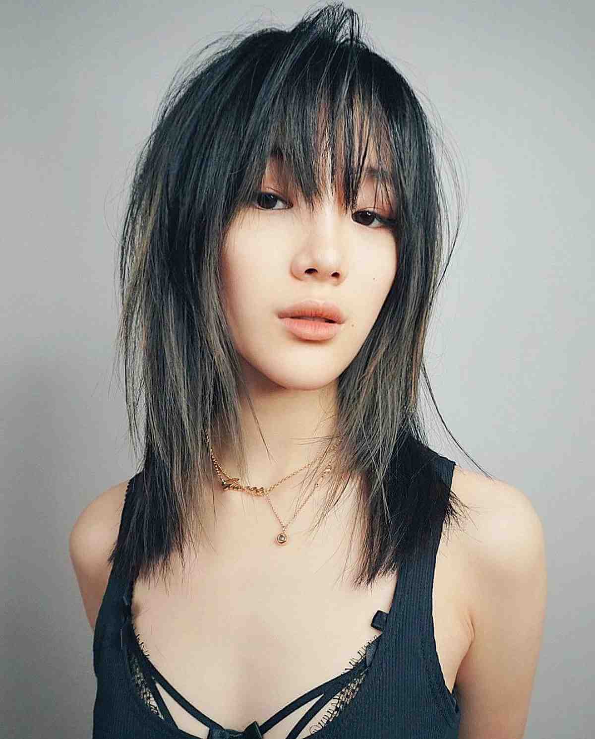 73 Fantastic Short to Medium Layered Haircuts for That In-Between Length