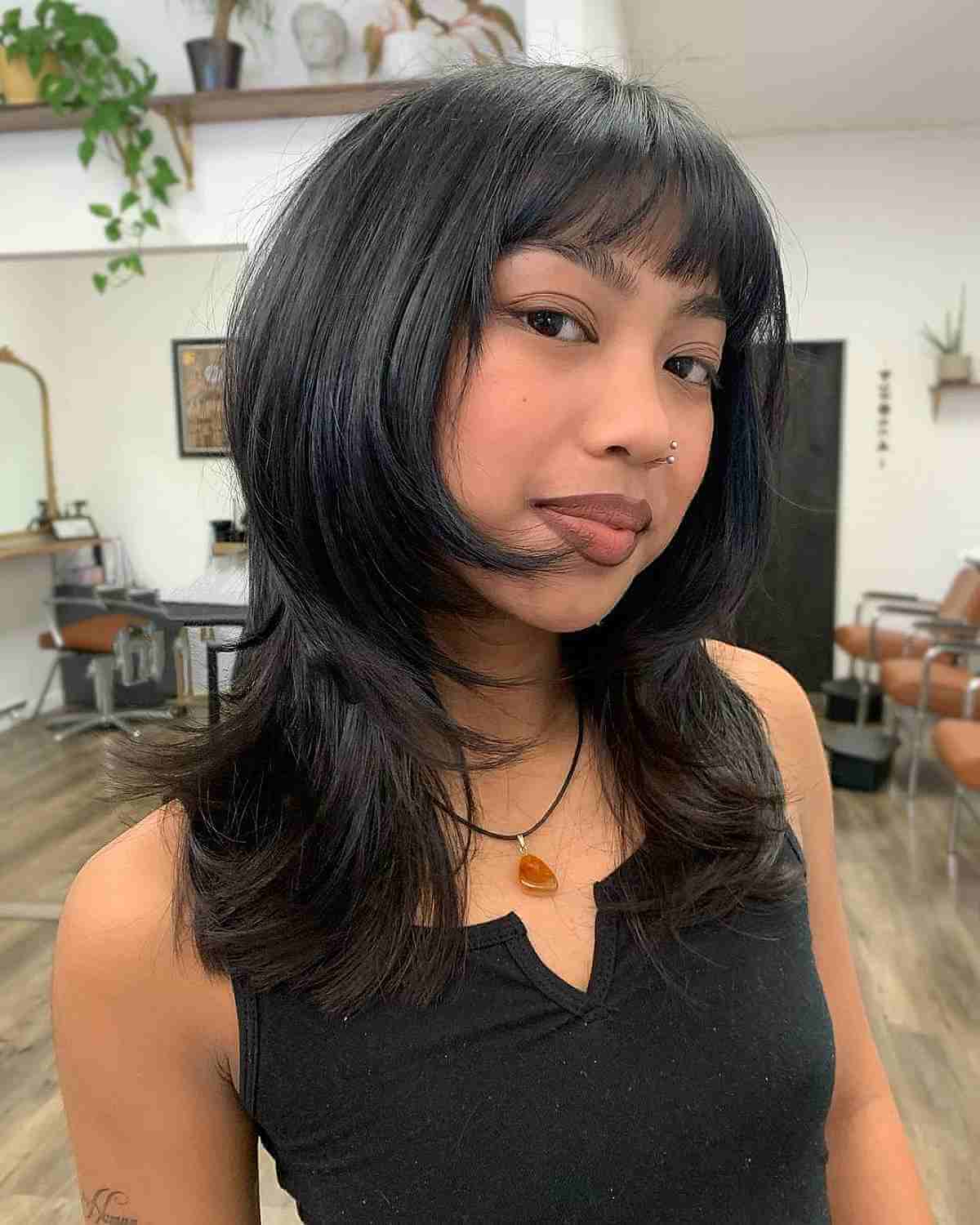 73 Fantastic Short to Medium Layered Haircuts for That In-Between Length