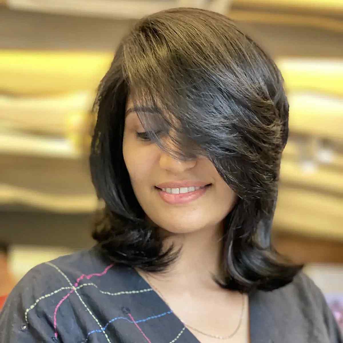 73 Fantastic Short to Medium Layered Haircuts for That In-Between Length