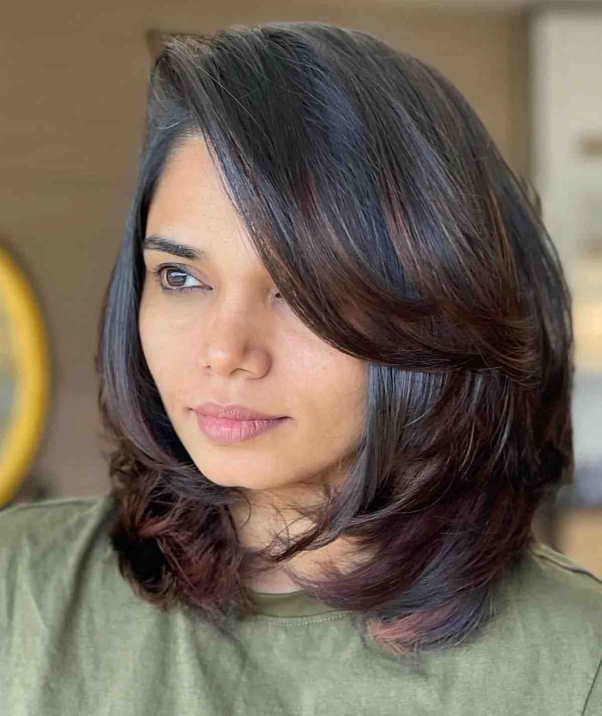 73 Fantastic Short to Medium Layered Haircuts for That In-Between Length