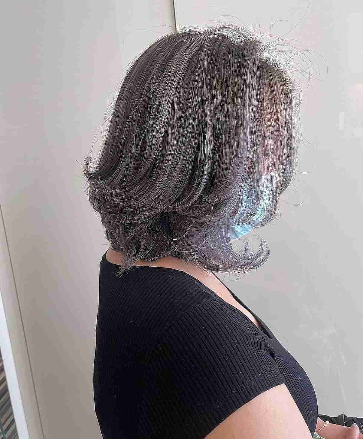 73 Fantastic Short to Medium Layered Haircuts for That In-Between Length