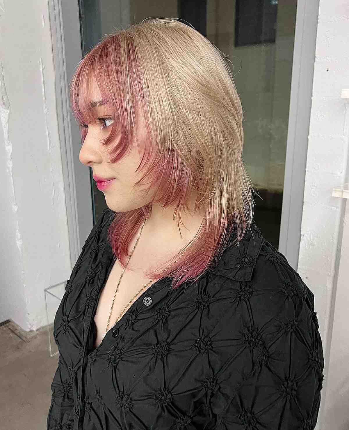 73 Fantastic Short to Medium Layered Haircuts for That In-Between Length