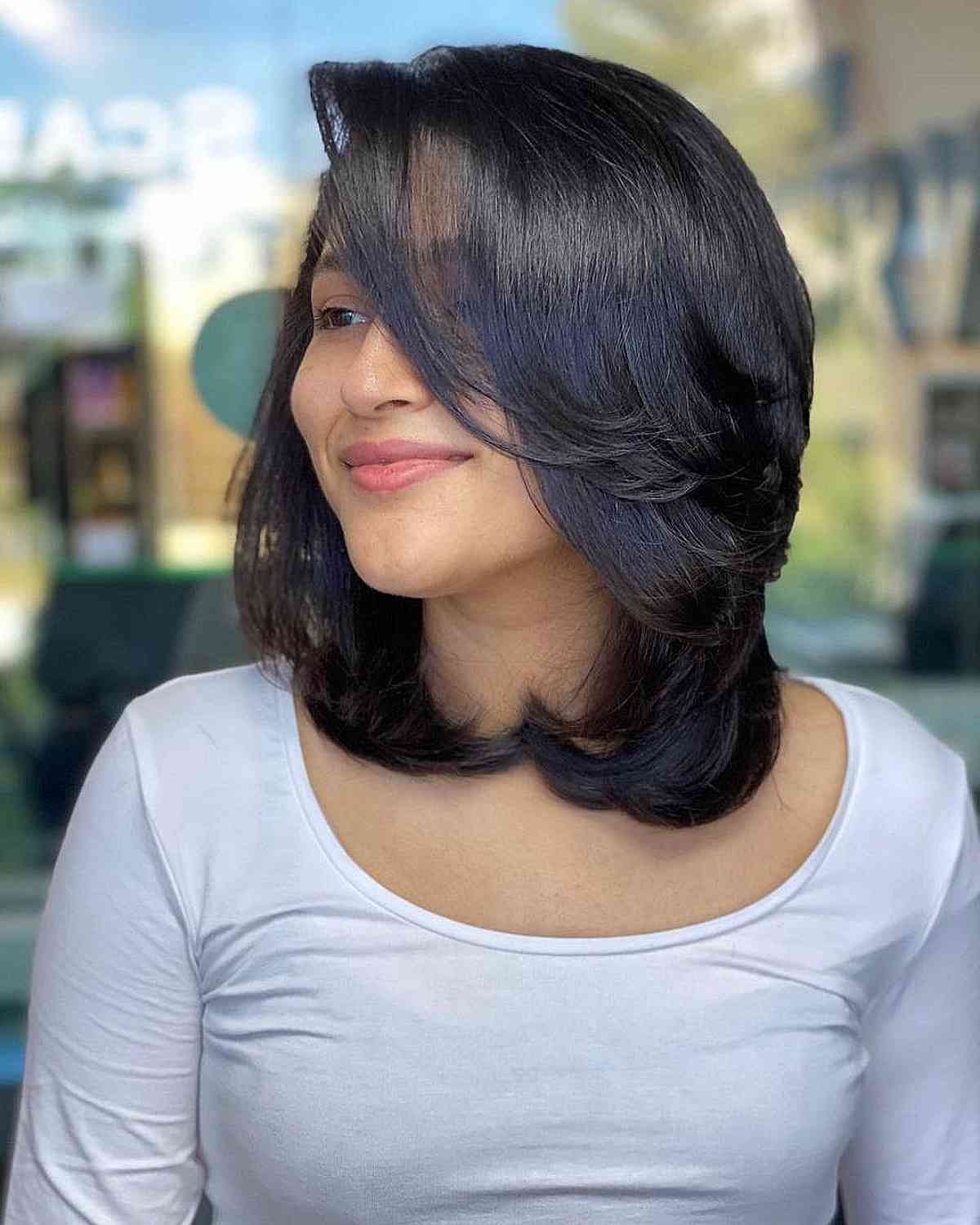 73 Fantastic Short to Medium Layered Haircuts for That In-Between Length