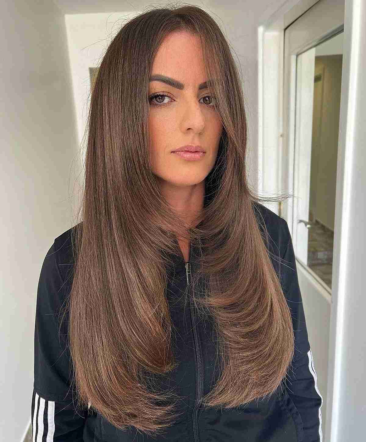 61 Straight Layered Hair Ideas for All Lengths and Textures