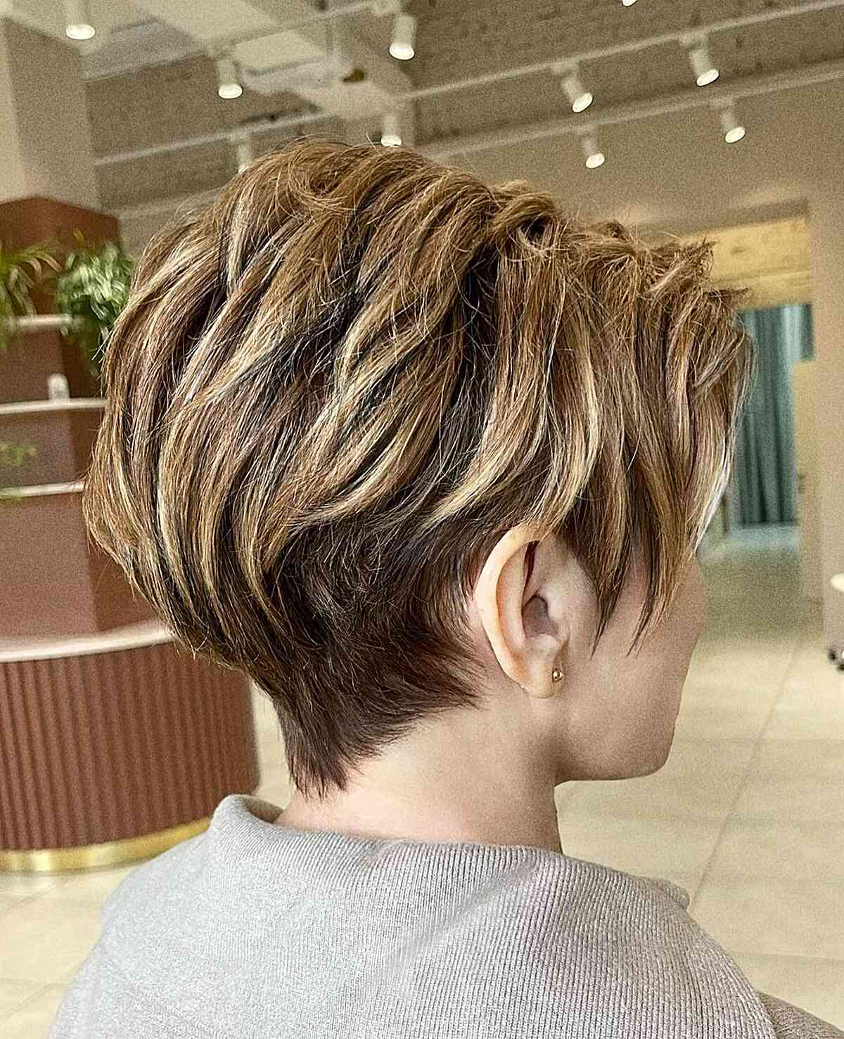 55 Best Layered Pixie Cut Ideas for a Short Crop with Movement