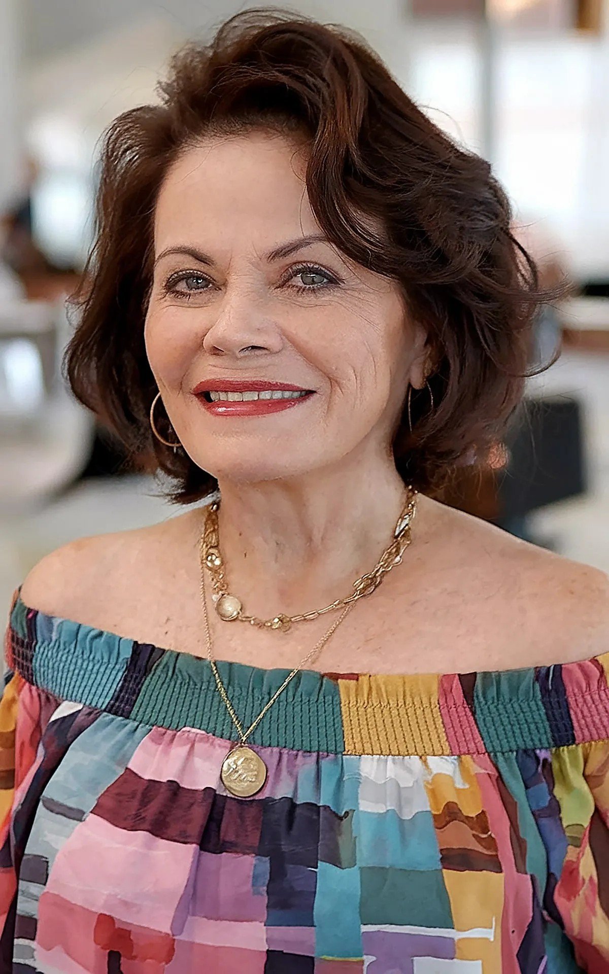 41 Lovely Layered Bob Haircuts for Ladies In Their 60s That Are Easy To Style